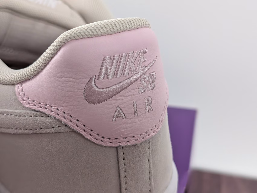 Nike Air Force1 SB Heel Tab (Pink)