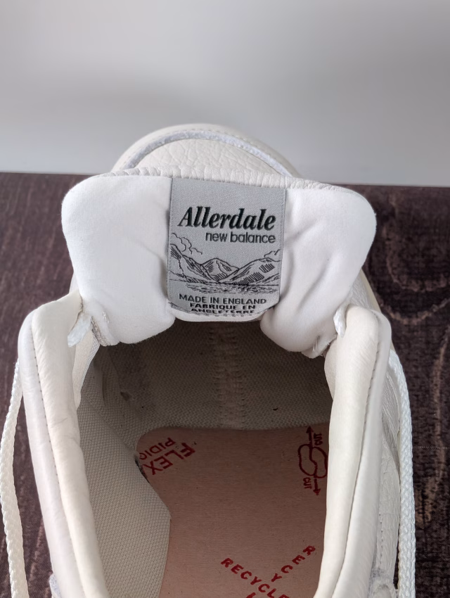 New Balance Allerdale Logo